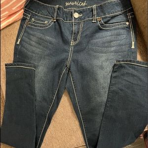 Ladies Maurice’s skinny jeans